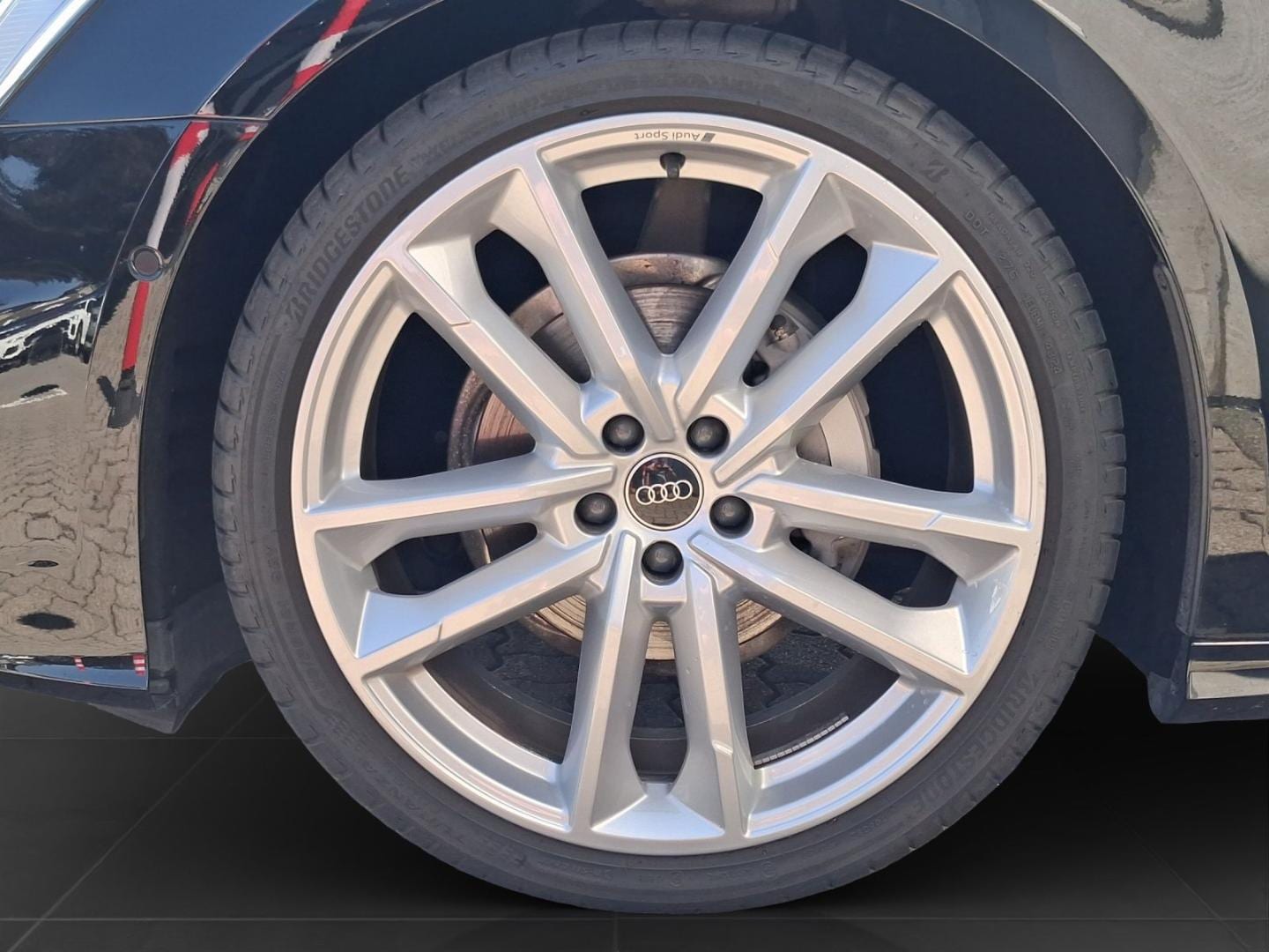 Bild über Audi A6 Limousine S line 40 TDI quattro S tronic - für weitere Informationen kontaktieren Sie den Audi Partner