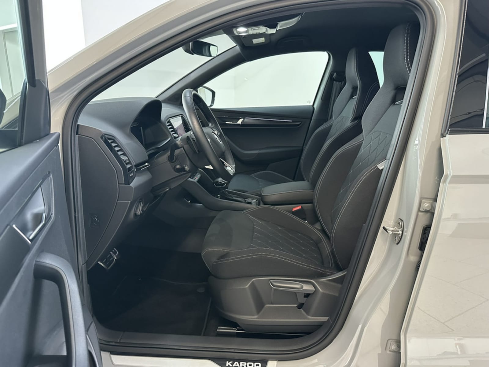 Škoda Karoq – Bild 11