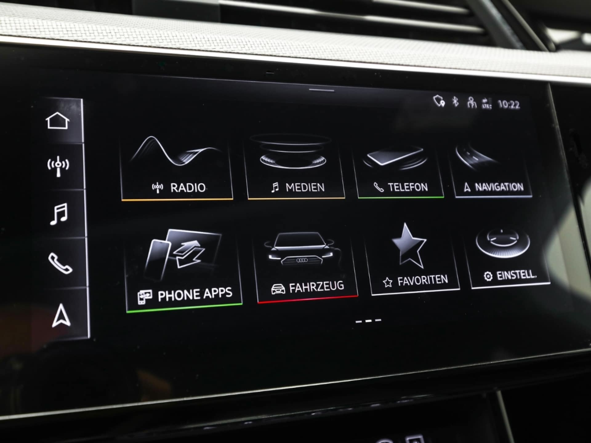 Audi Q8 Sportback e-tron S line