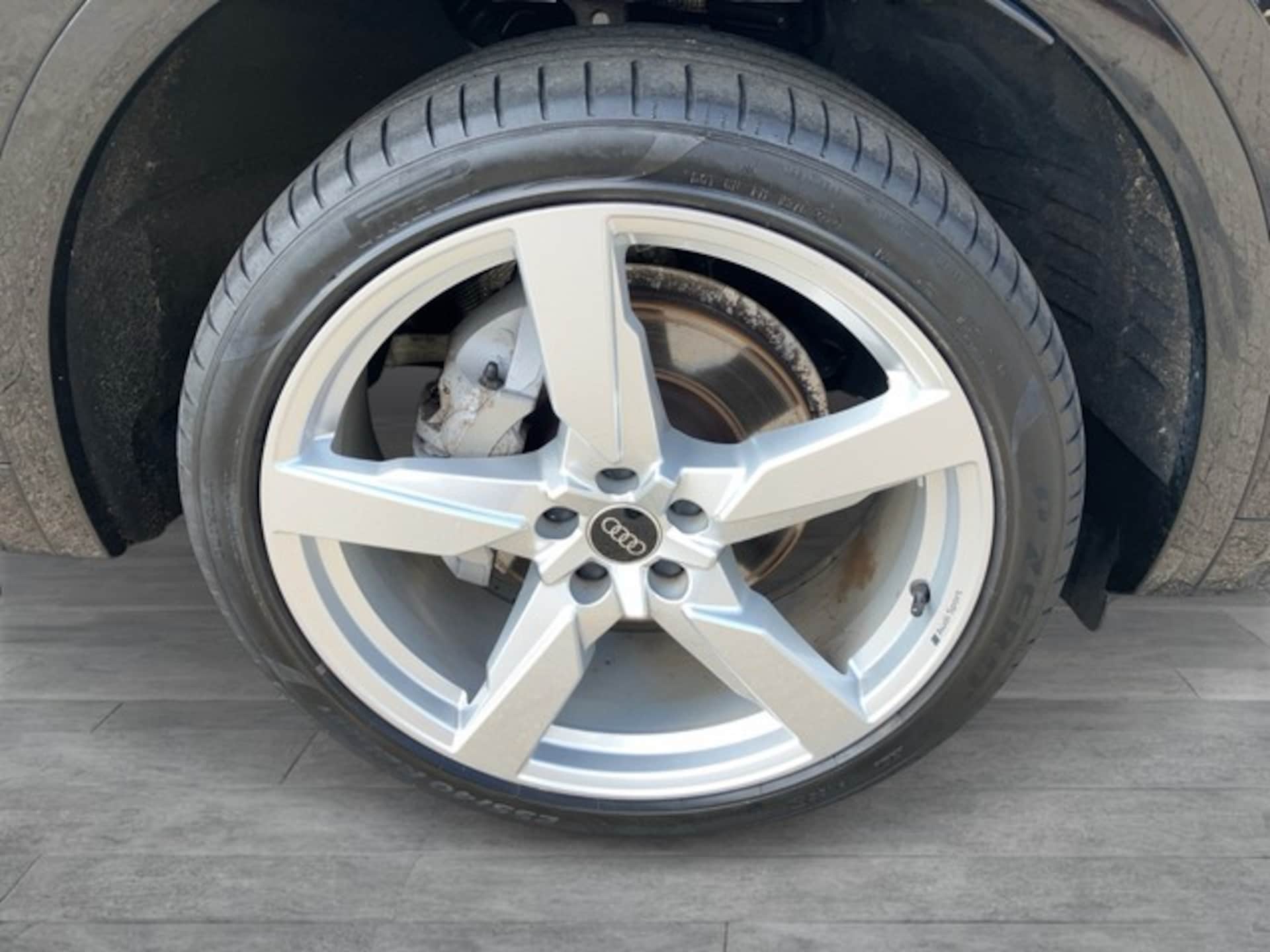 Audi Q5 Sportback S line