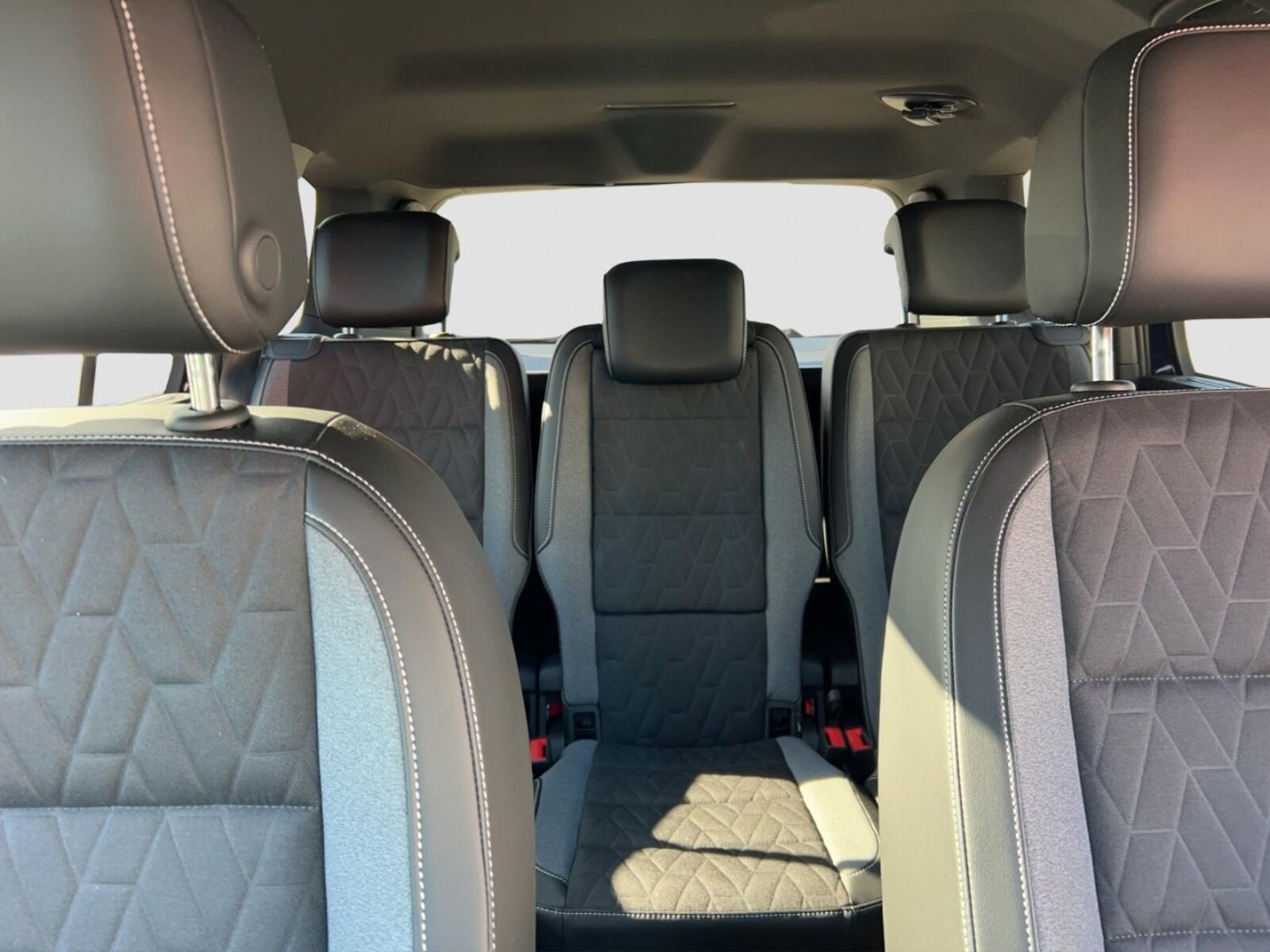 Volkswagen Touran – Bild 17