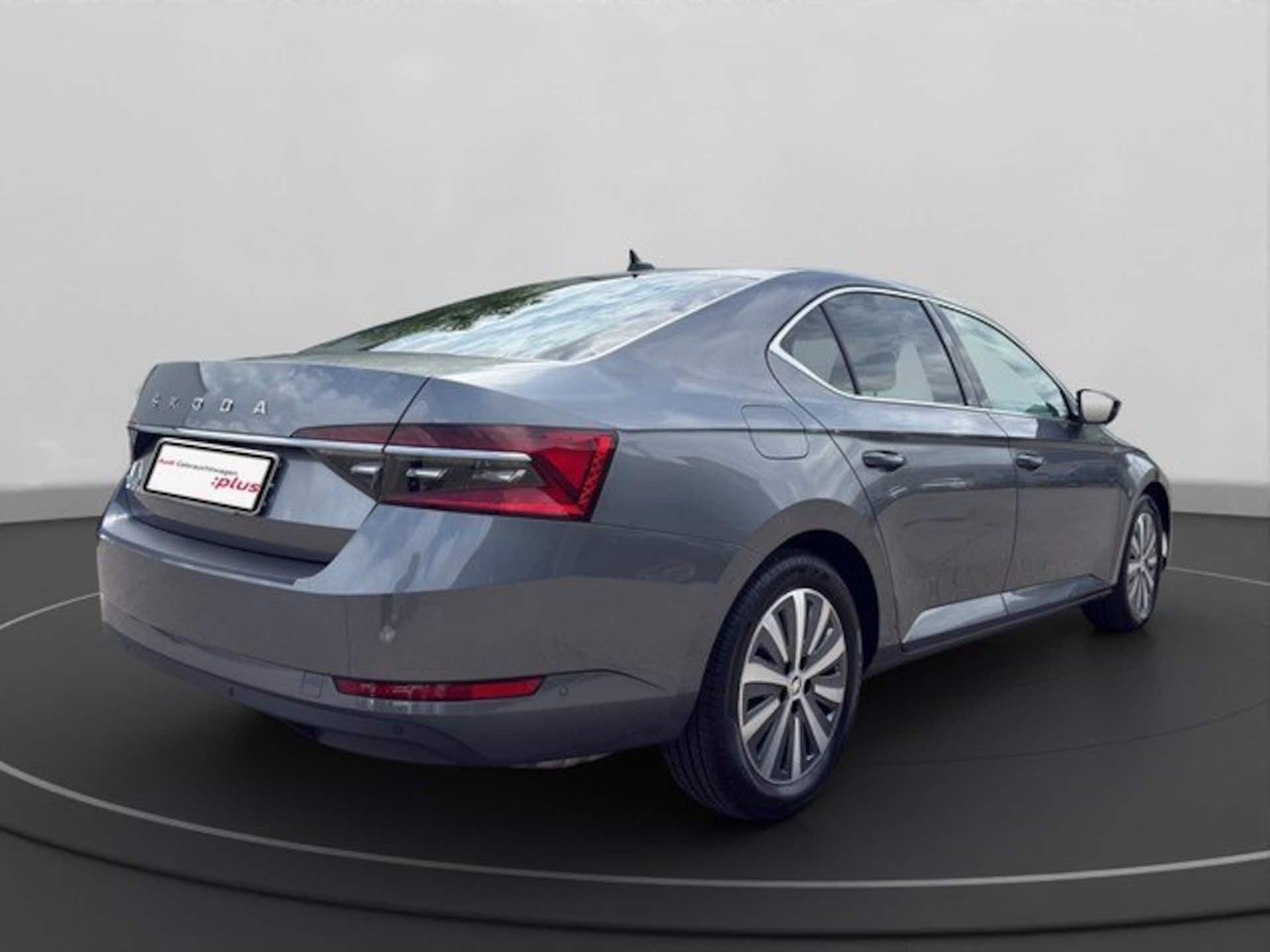 Skoda Superb Style