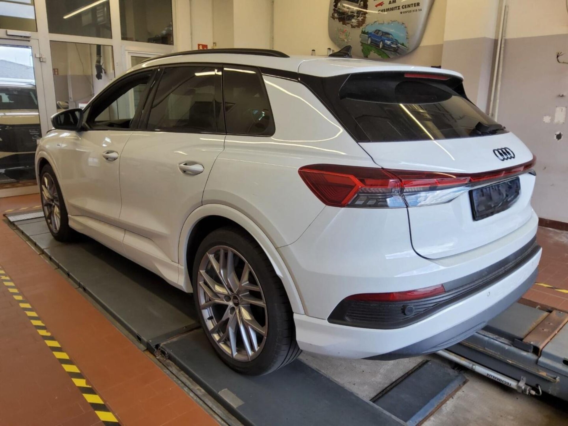 Audi Q4 e-tron