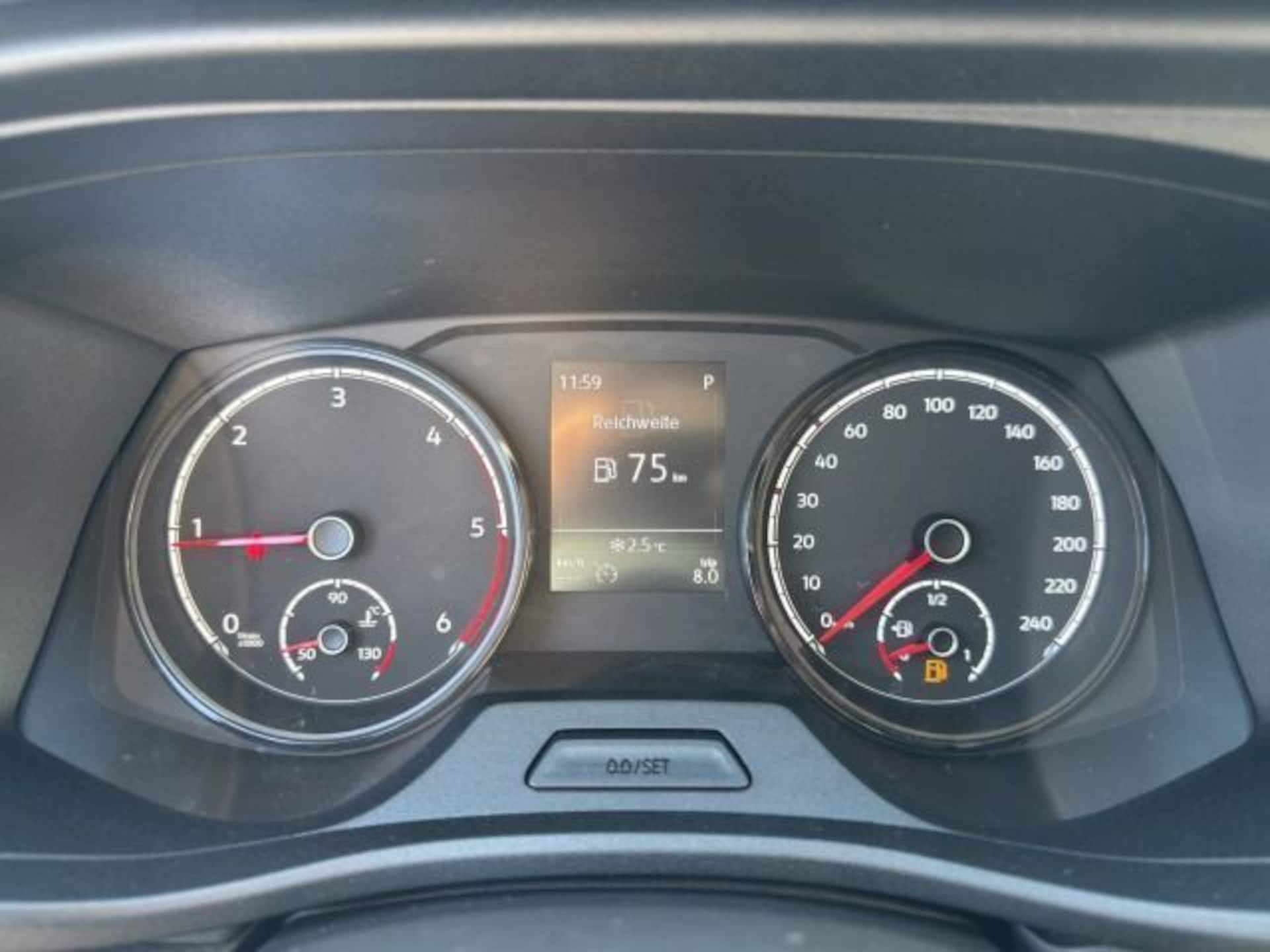 Volkswagen T6.1 Transporter Kasten langer Radstand