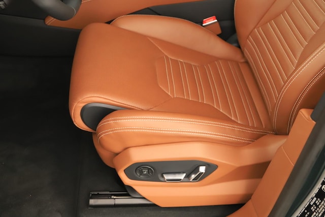 2025 Lamborghini Urus SE - Photo 27