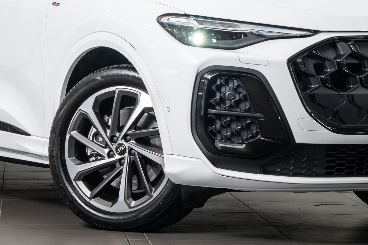 Image about Audi Q5 Sportback TDI quattro 150 kW sport