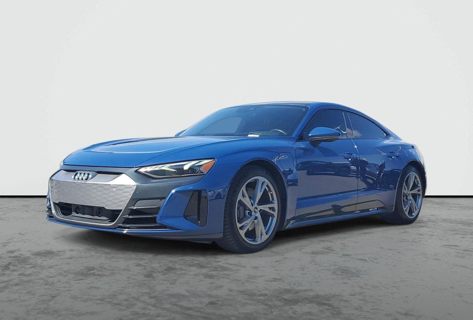 Used 2022 Audi e-tron GT Prestige with VIN WAUDJBFW2N7004066 for sale in West Covina, CA