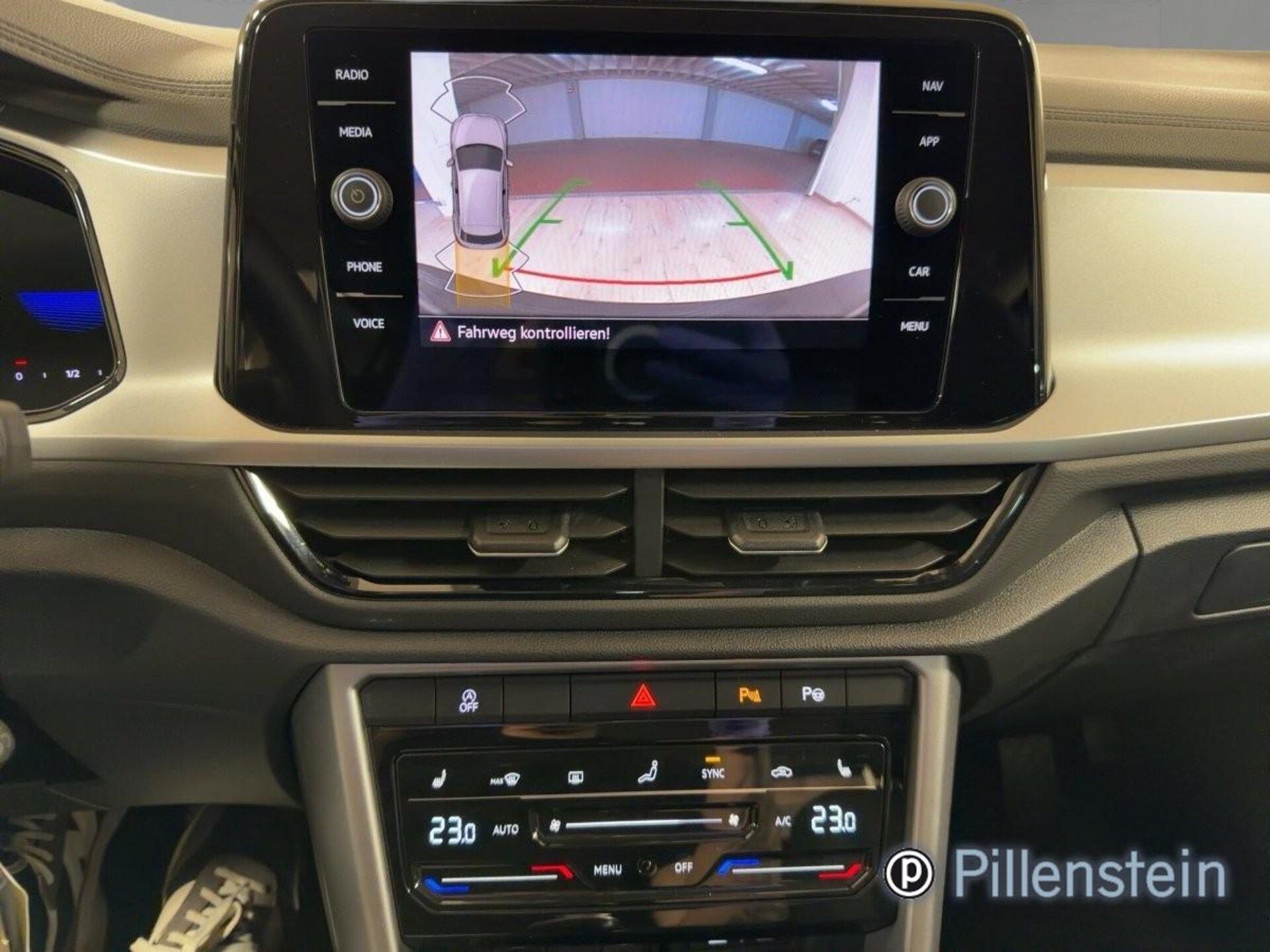 Volkswagen T-Roc Life