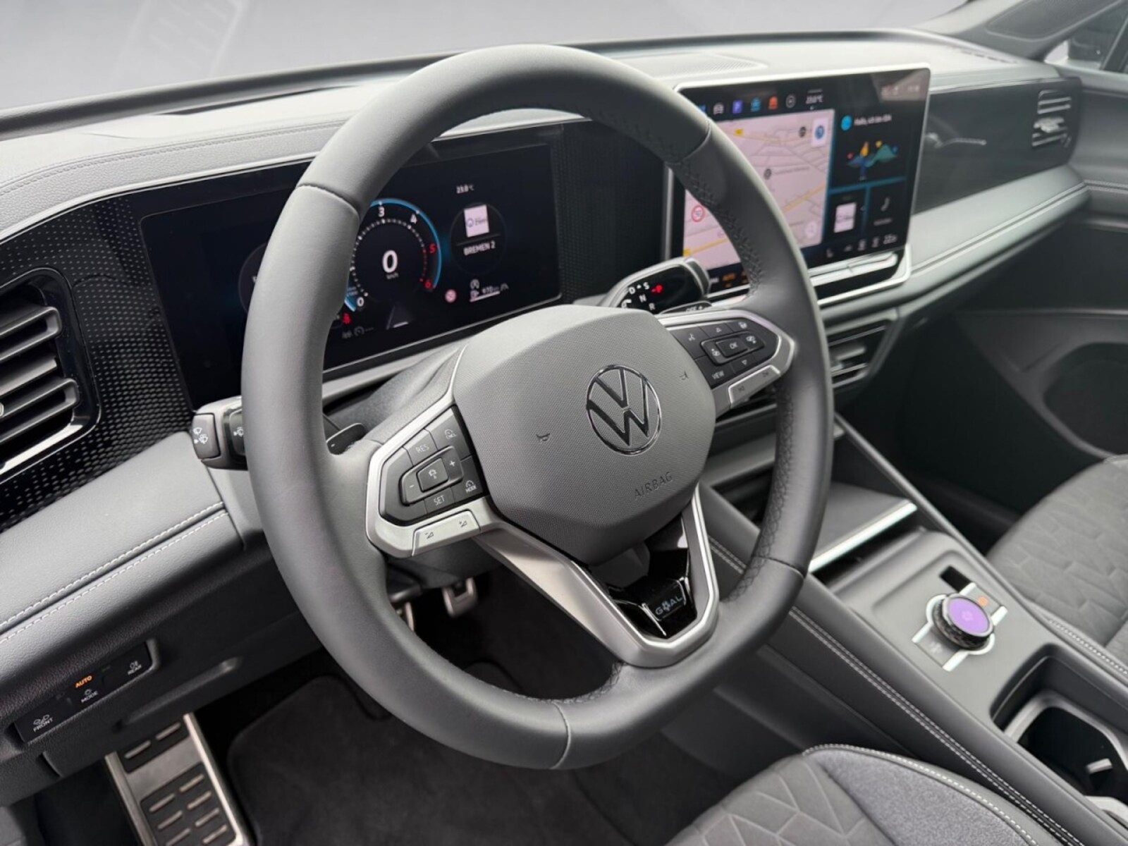 Volkswagen Tiguan – Bild 11