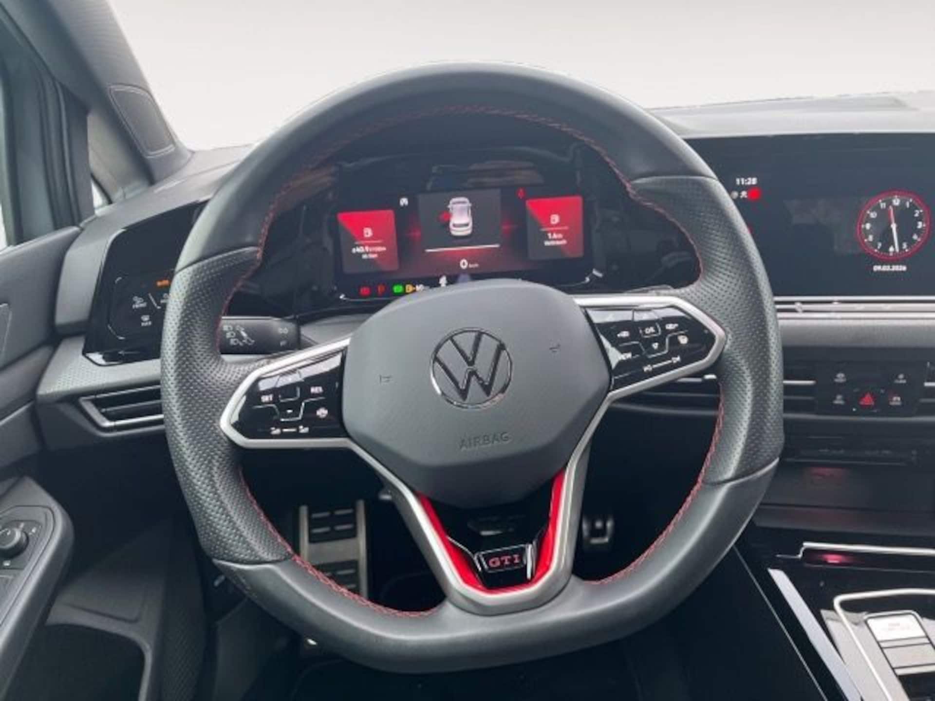 Volkswagen Golf GTI