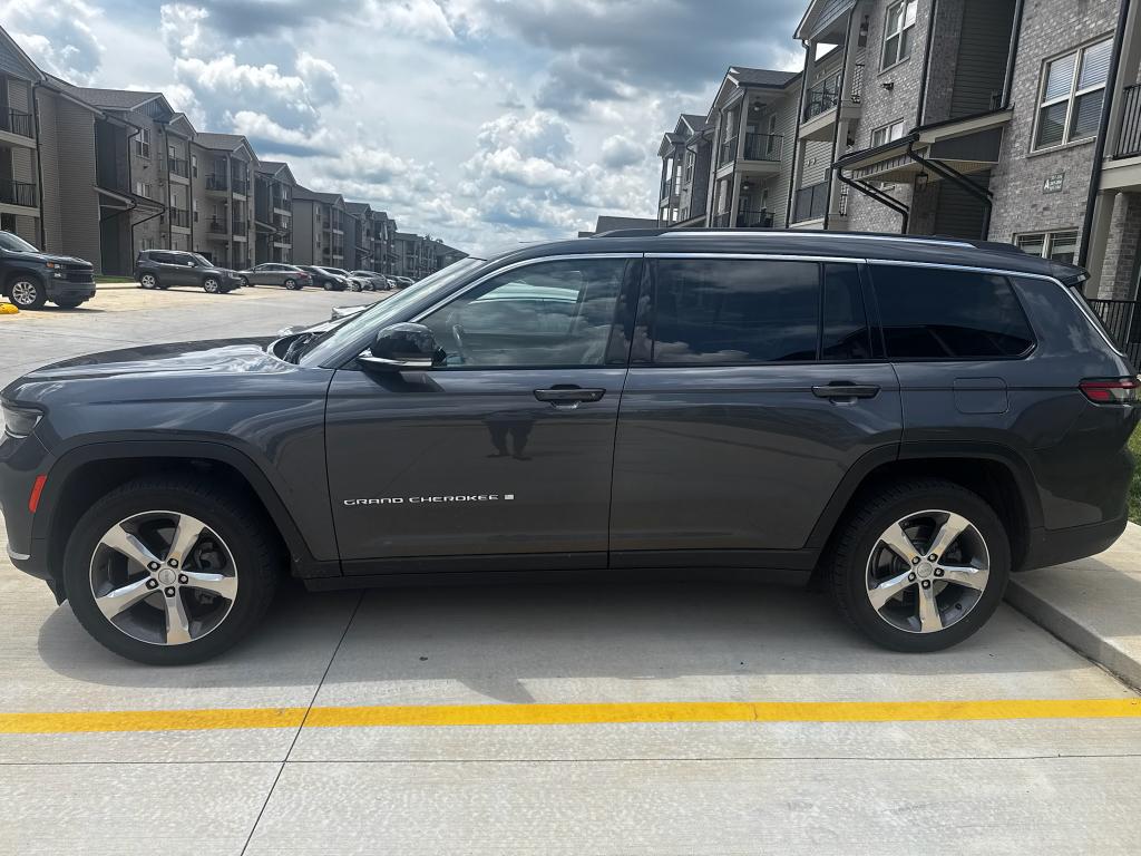 2021 Jeep Grand Cherokee L Limited's photo