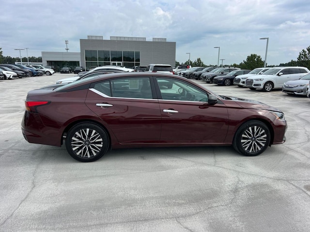 2025 Nissan Altima