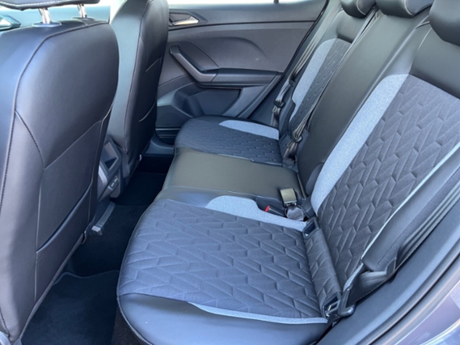 Volkswagen T-Cross – Bild 14