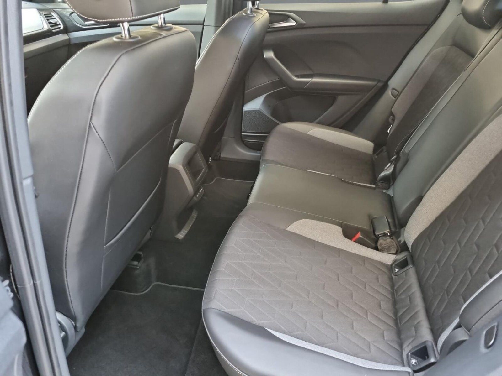 Volkswagen T-Cross – Bild 13