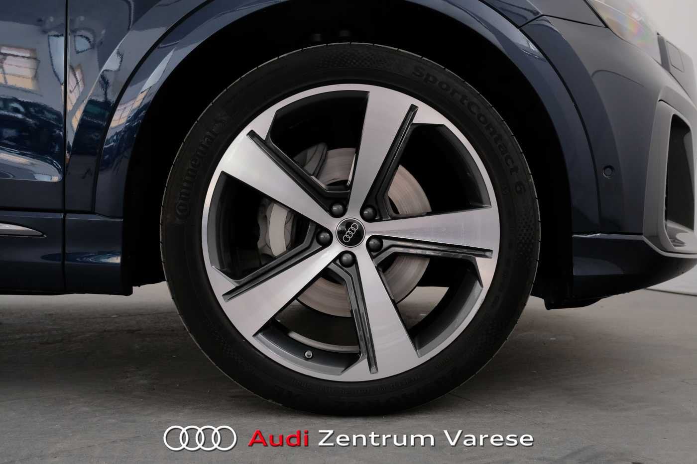 Image about Audi Q8 SUV S line edition 50 TDI quattro 210 kW (286 CV) tiptronic