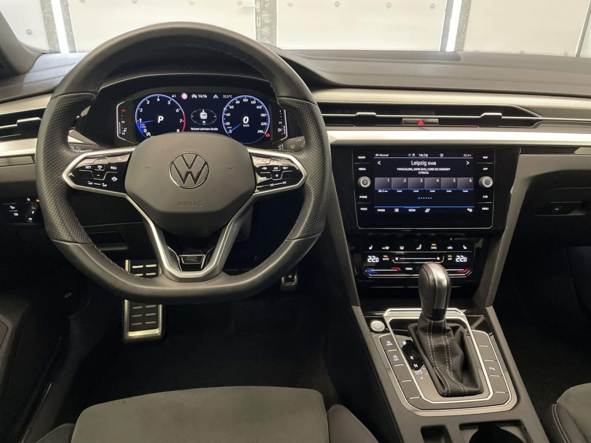 Volkswagen Arteon R-Line