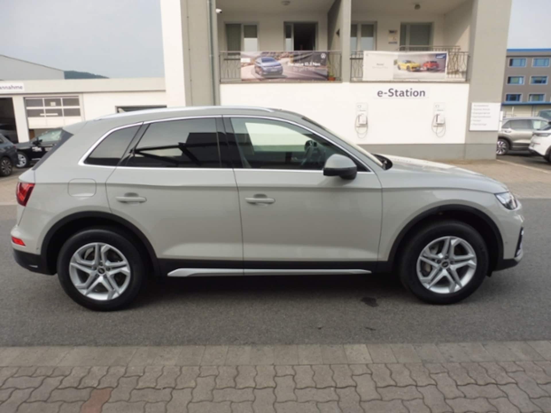 Audi Q5 TFSI e advanced