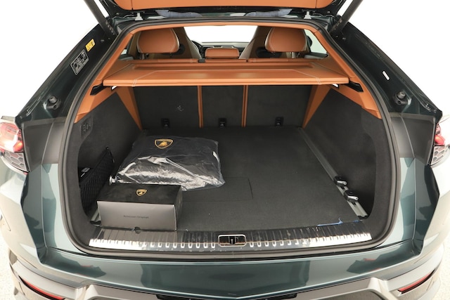 2025 Lamborghini Urus SE - Photo 37