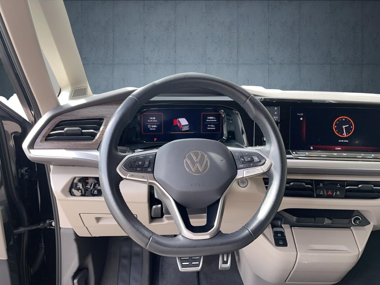 Volkswagen Multivan Langversion – Bild 13