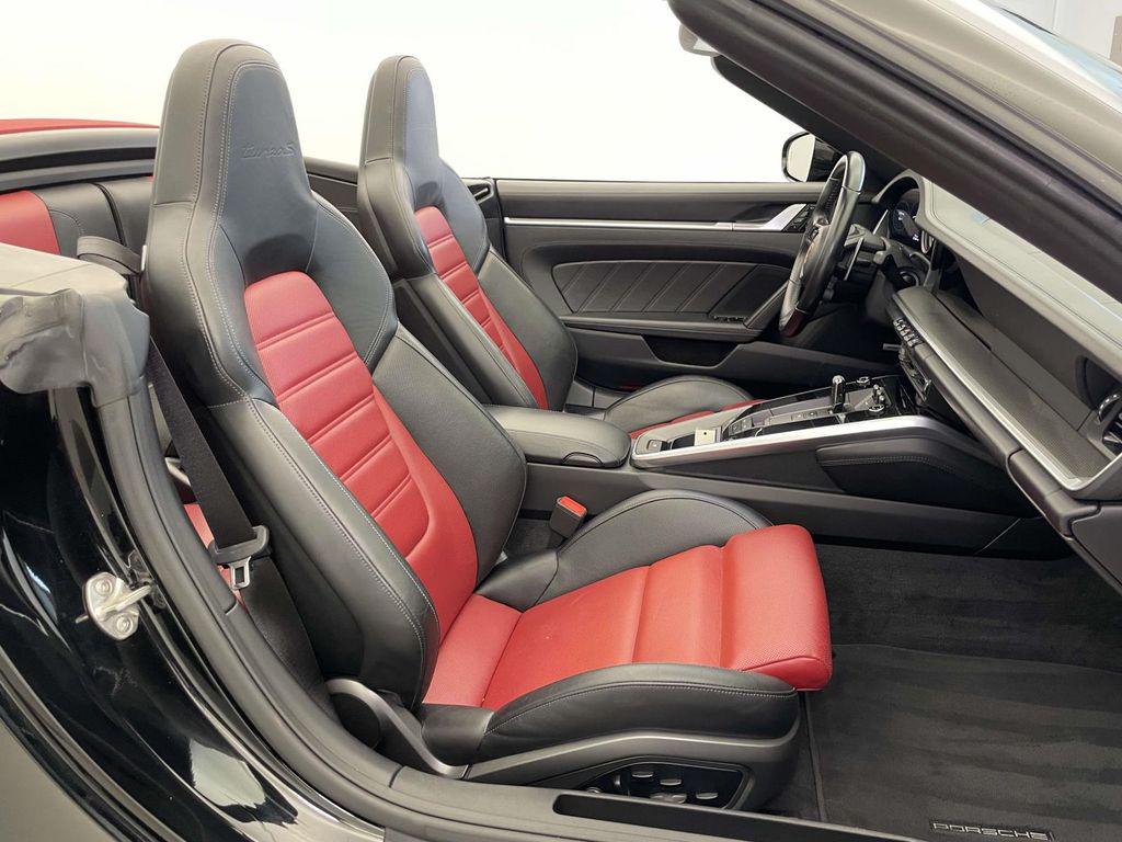 2021 Porsche 911 Turbo S - Photo 20