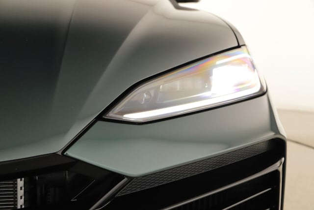 2025 Lamborghini Urus SE - Photo 42