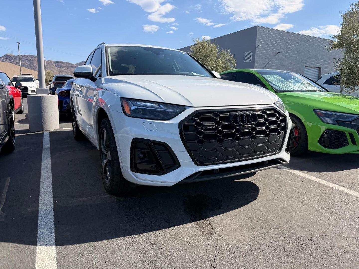 2023 Audi Q5 45 Prestige's photo