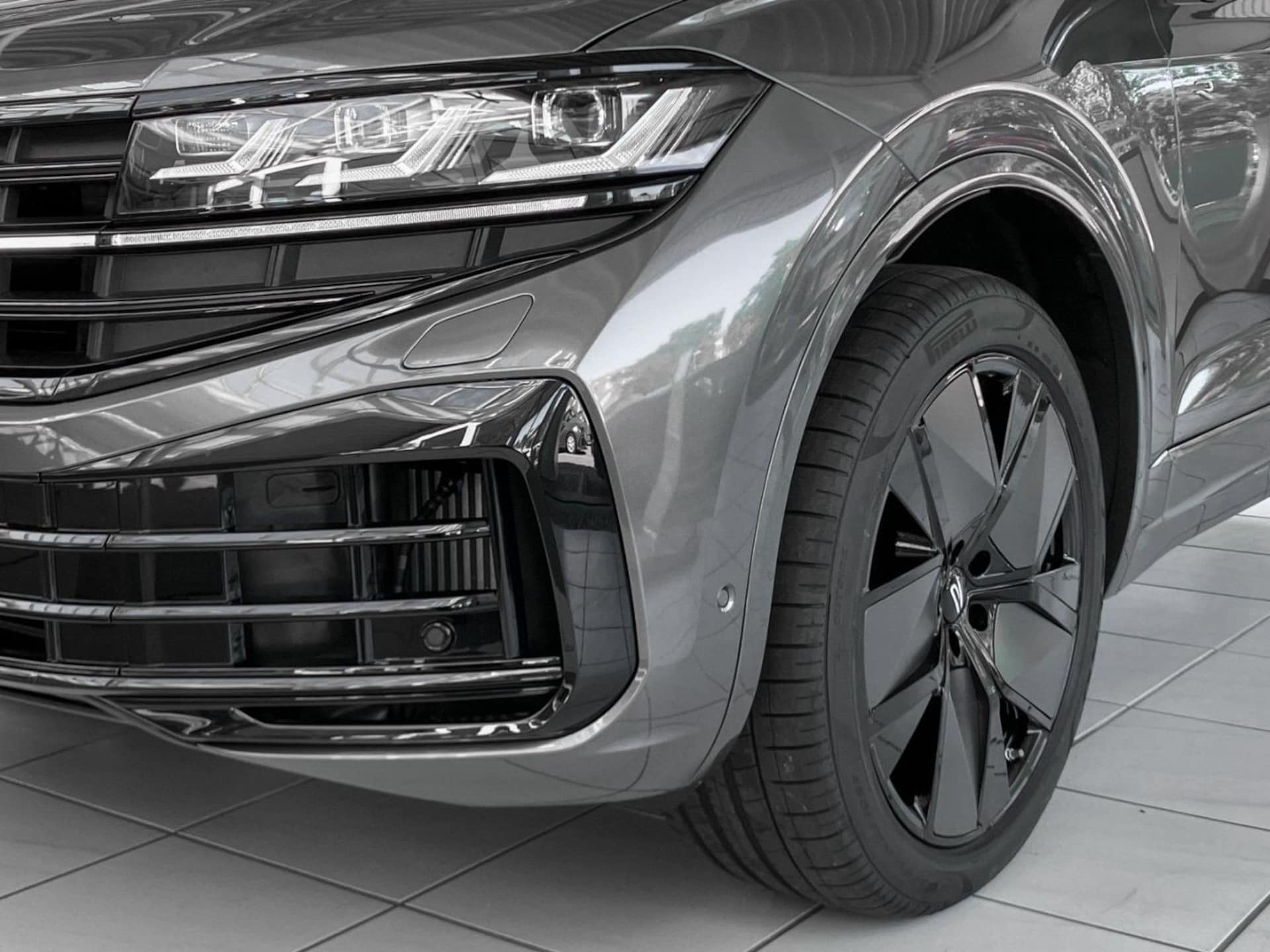 Volkswagen Touareg R