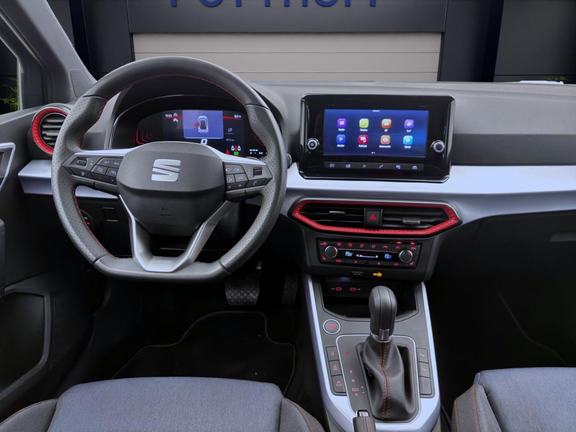 SEAT Arona FR