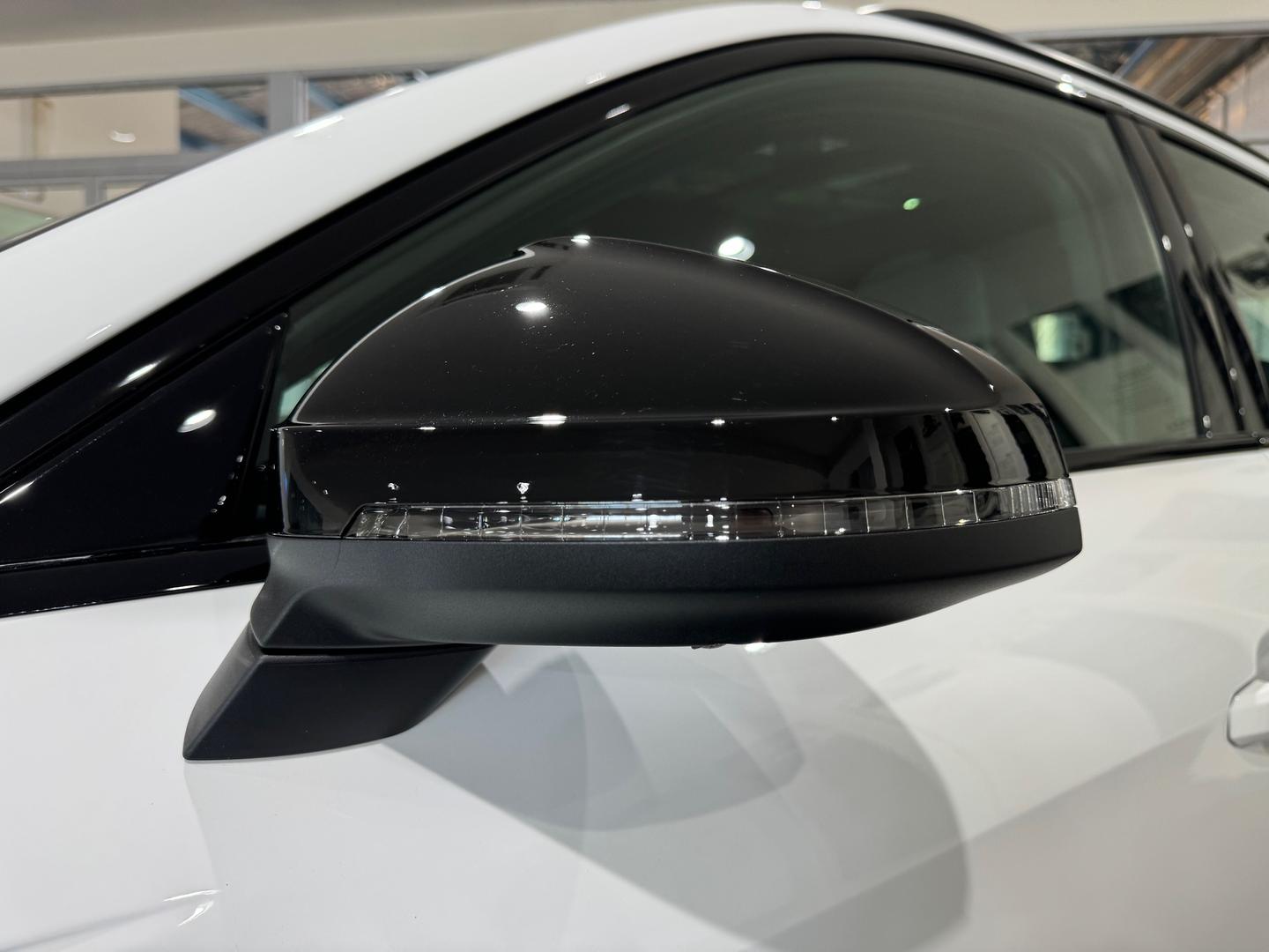 Image about Audi A4 Avant 45 TFSI quattro S line 183 kW S tronic
