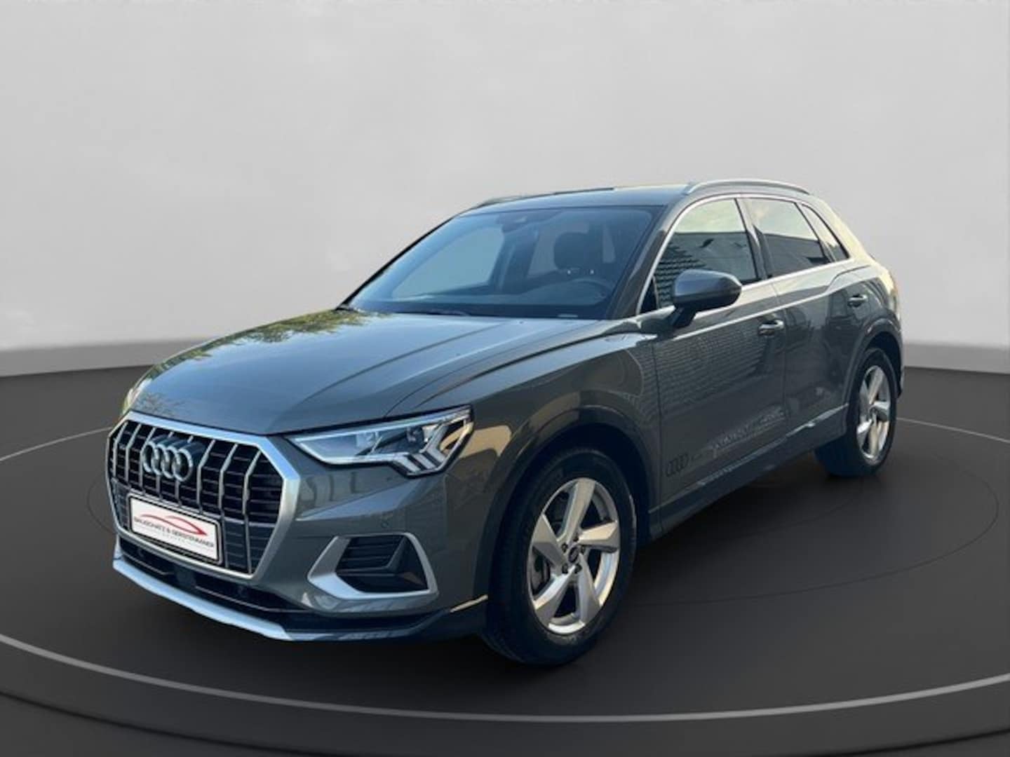 Bild über Audi Q3 advanced 40 TFSI quattro S tronic - für weitere Informationen kontaktieren Sie den Audi Partner