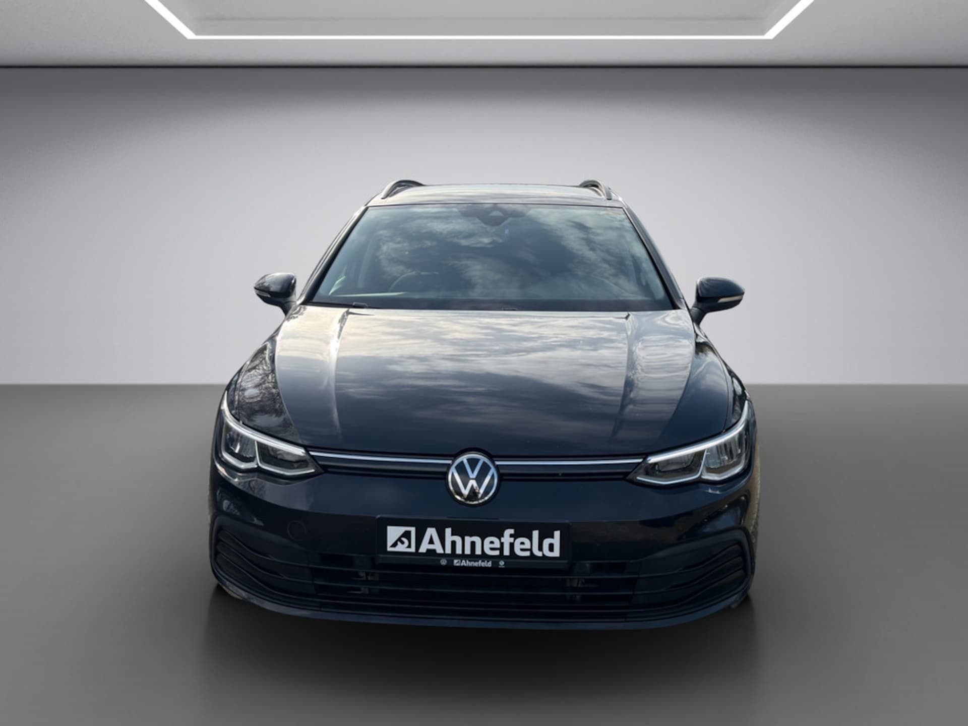 Volkswagen Golf Variant Life