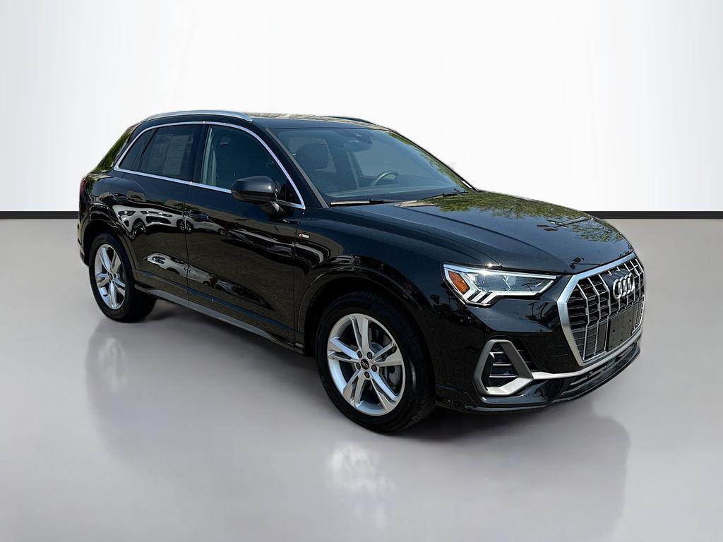 2023 Audi Q3 45 TFSI S Line Premium Plus quattro's photo