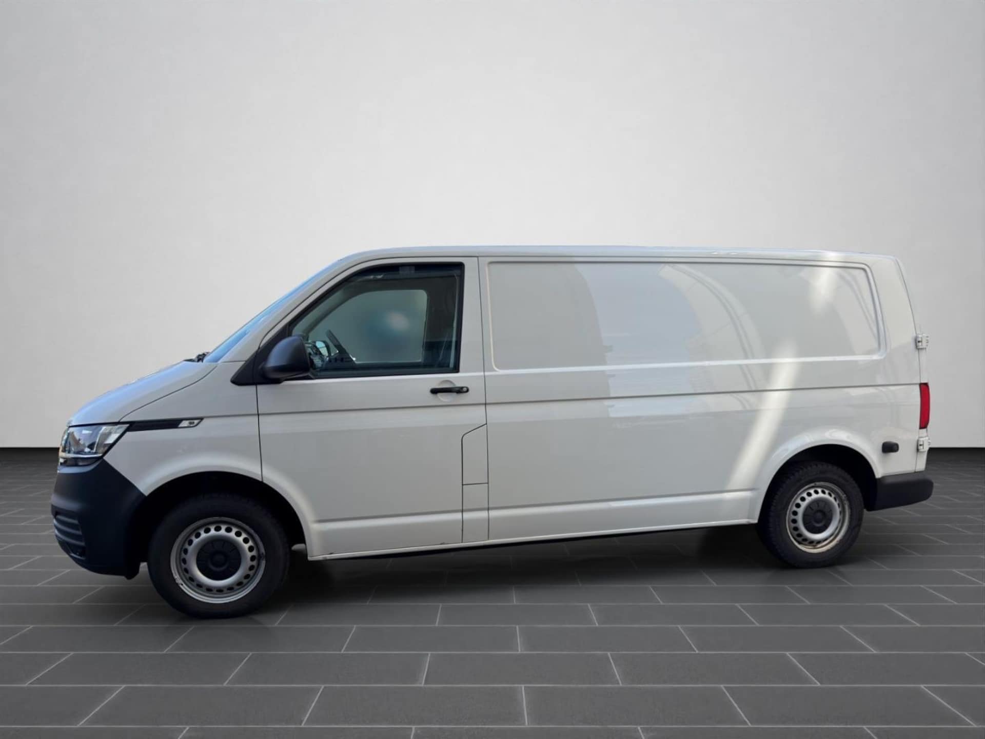 Volkswagen T6.1 Transporter Kasten langer Radstand