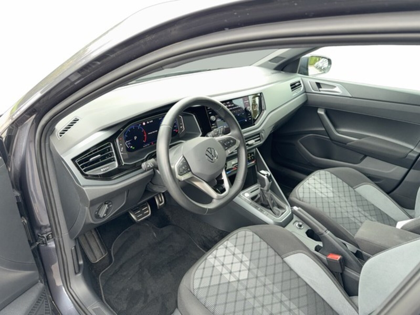 Volkswagen Polo – Bild 8