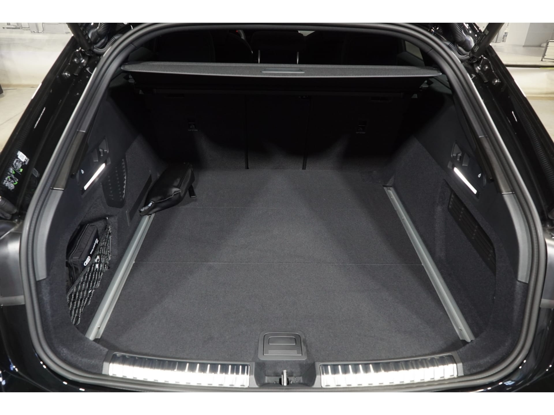 Audi A6 Avant edition one