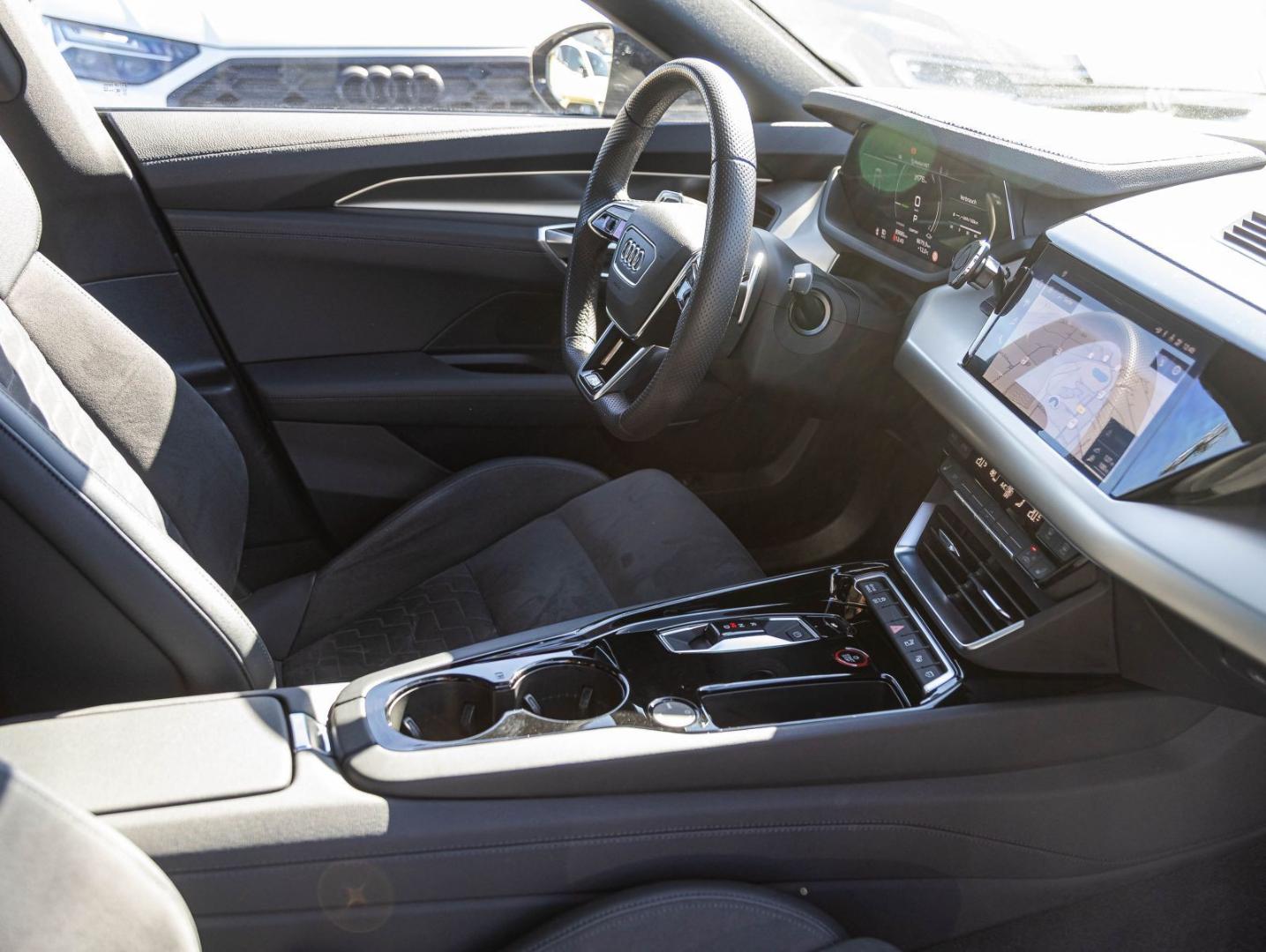 Image about Audi RS e-tron GT e-tron quattro