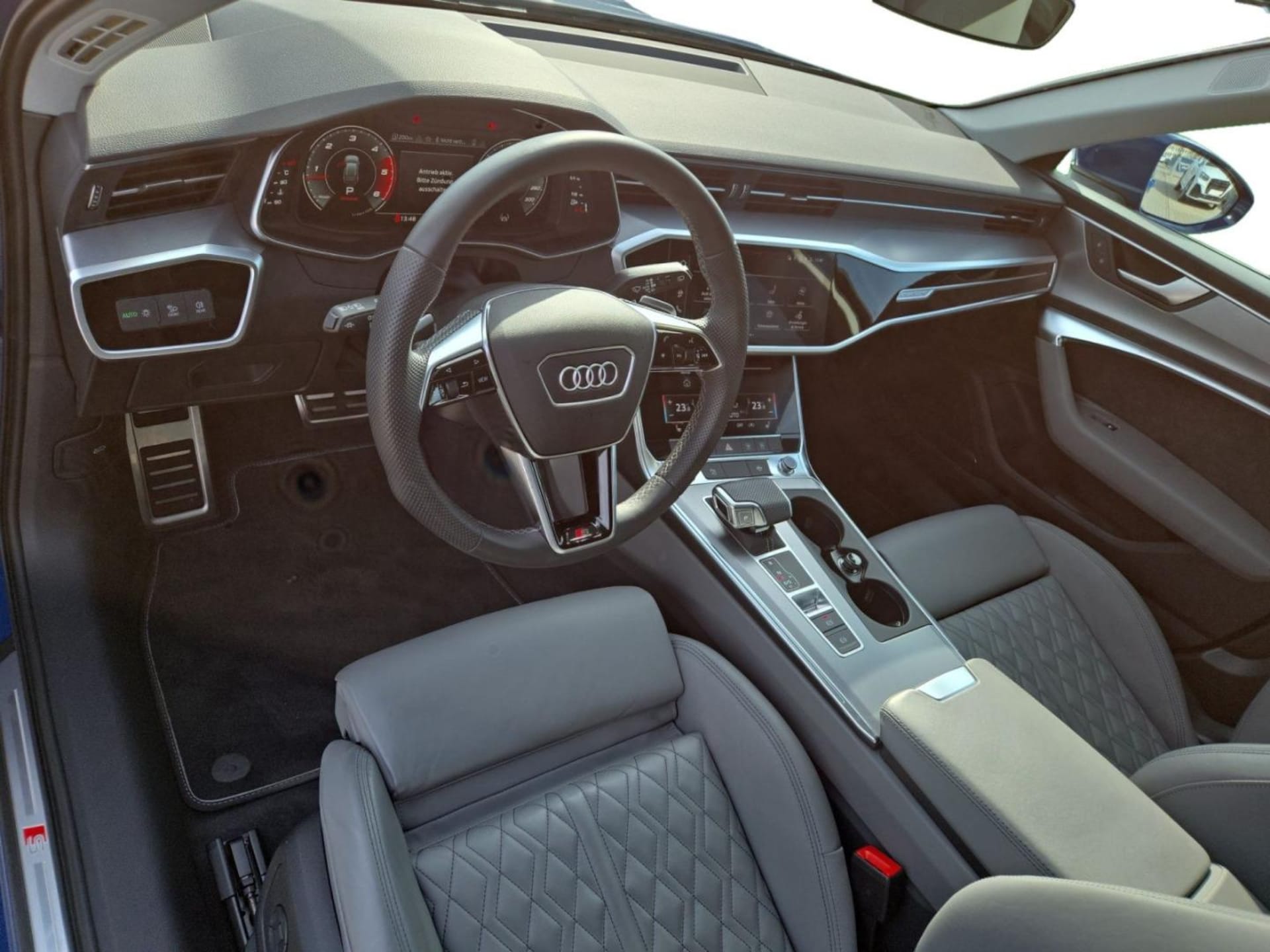 Audi S6 Avant