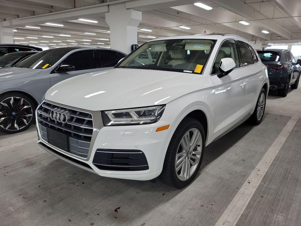 2018 Audi Q5 2.0T quattro S tronic Premium Plus's photo