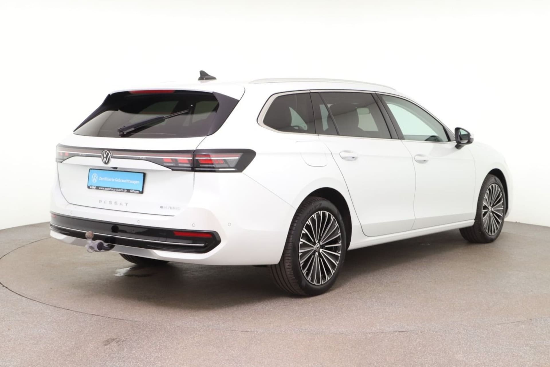 Volkswagen Passat Elegance