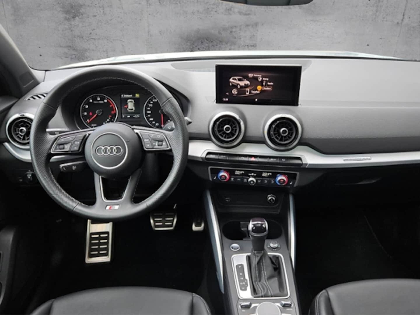 Bild über Audi Q2 S line 40 TFSI quattro S tronic - für weitere Informationen kontaktieren Sie den Audi Partner