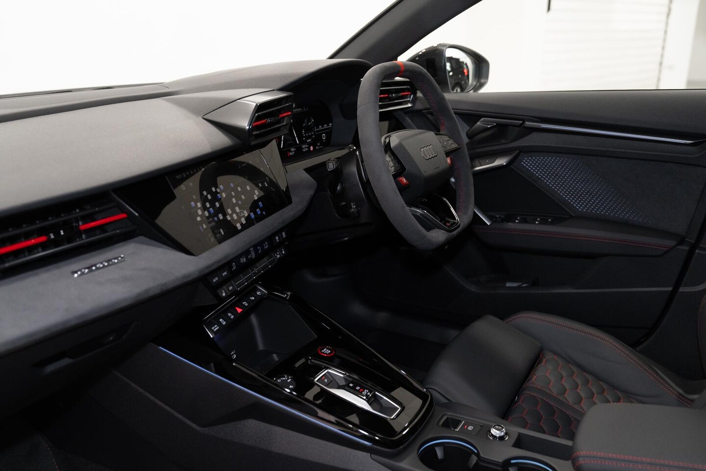 Image about Audi RS 3 Sportback TFSI quattro S tronic