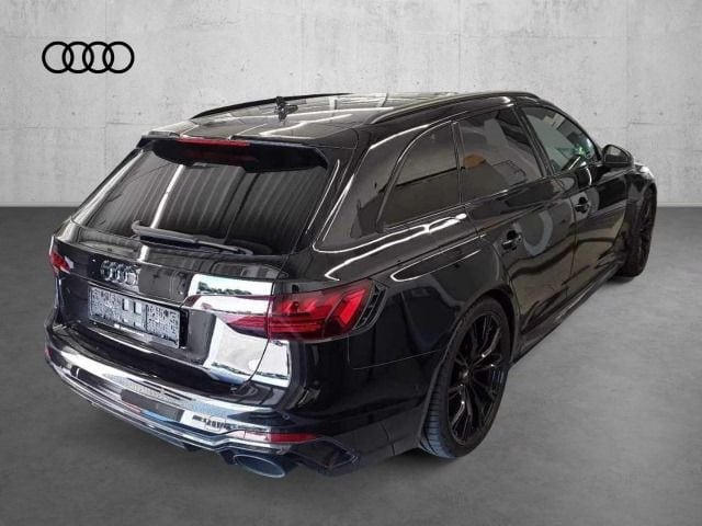 Image about Audi RS 4 Avant TFSI quattro tiptronic