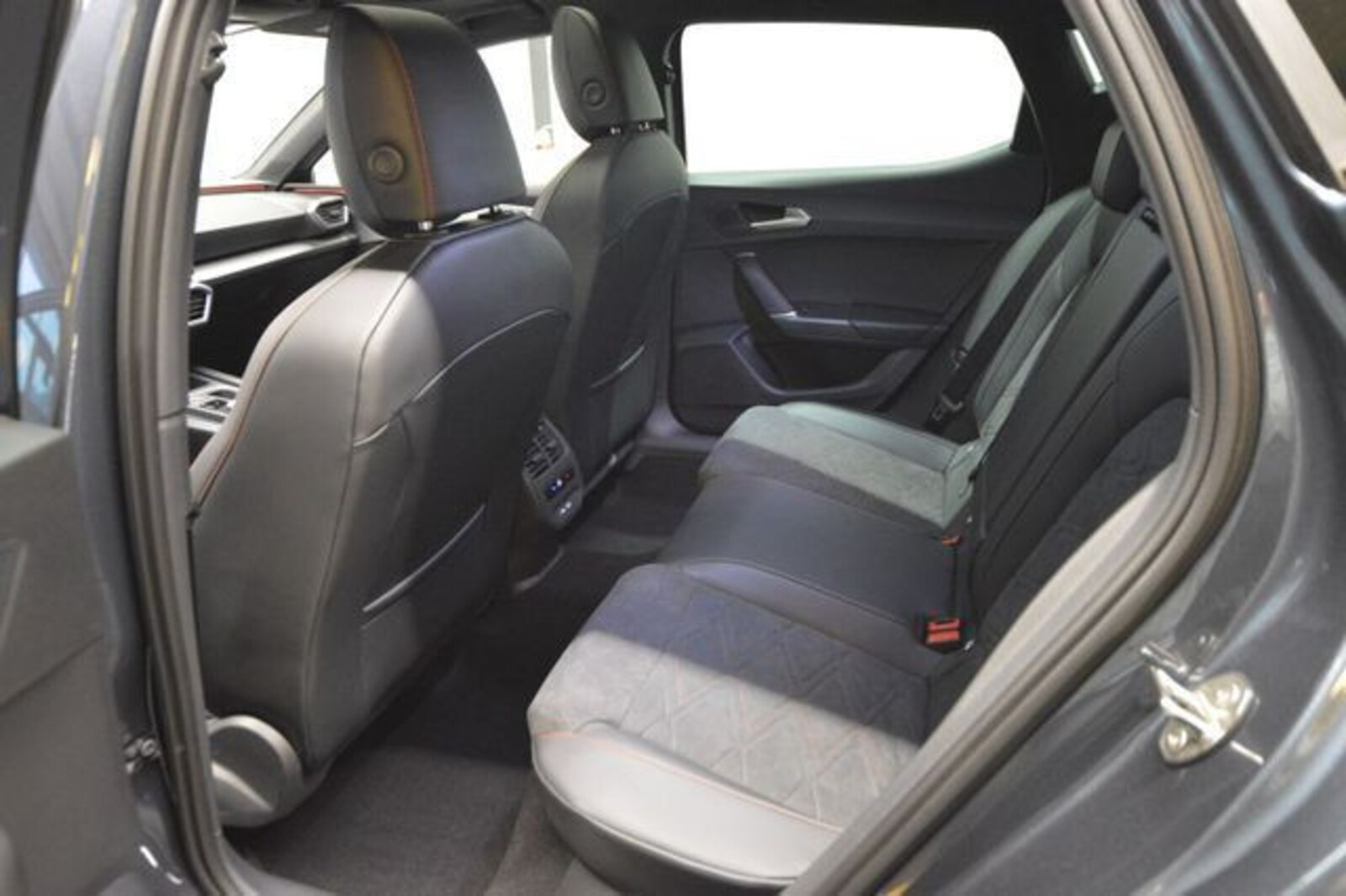 SEAT Leon – Bild 13