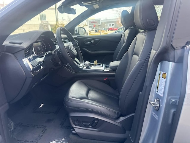 2025 Audi Q8 Premium Plus - Photo 9