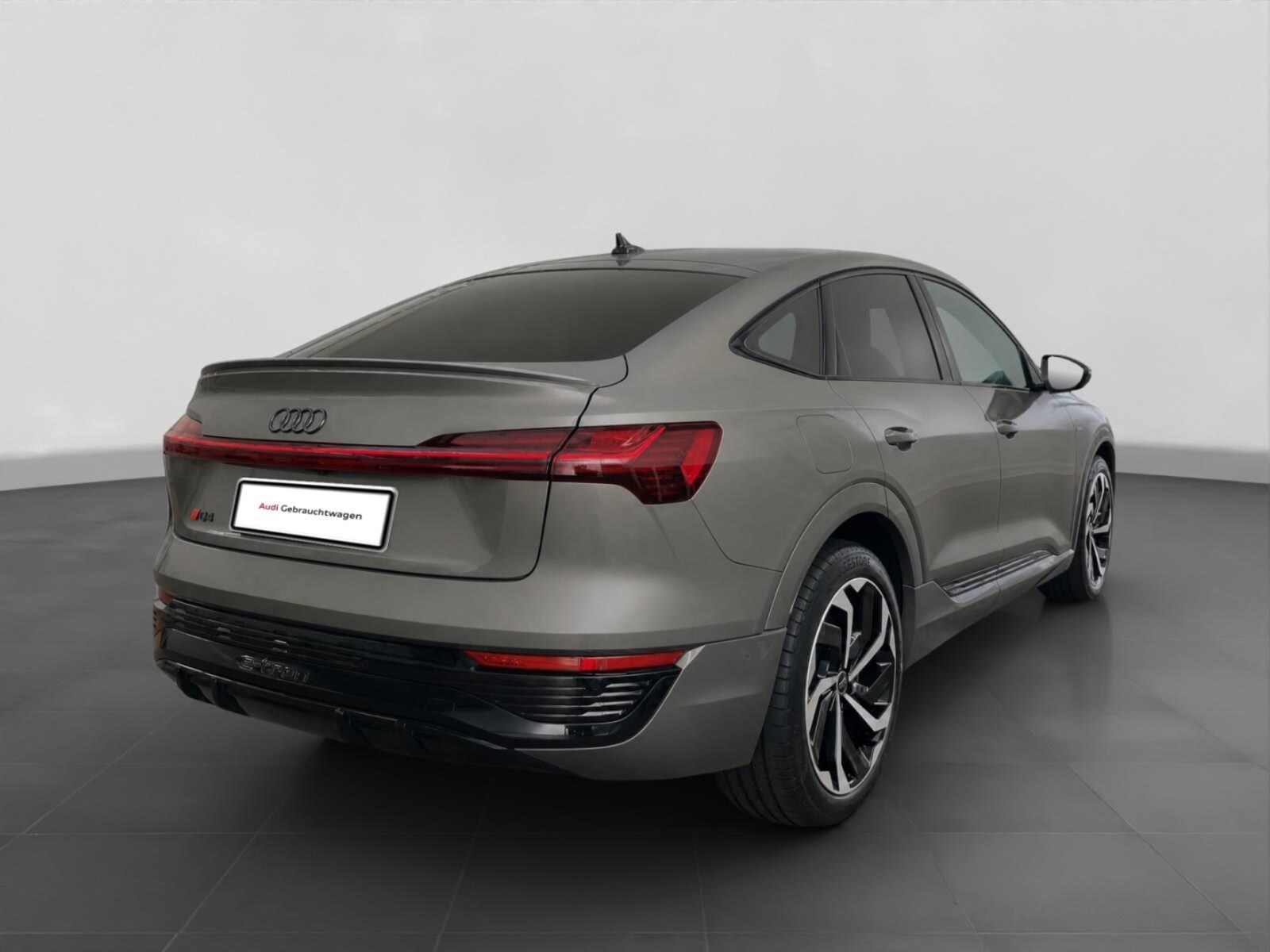 Audi Q8 Sportback e-tron – Bild 6