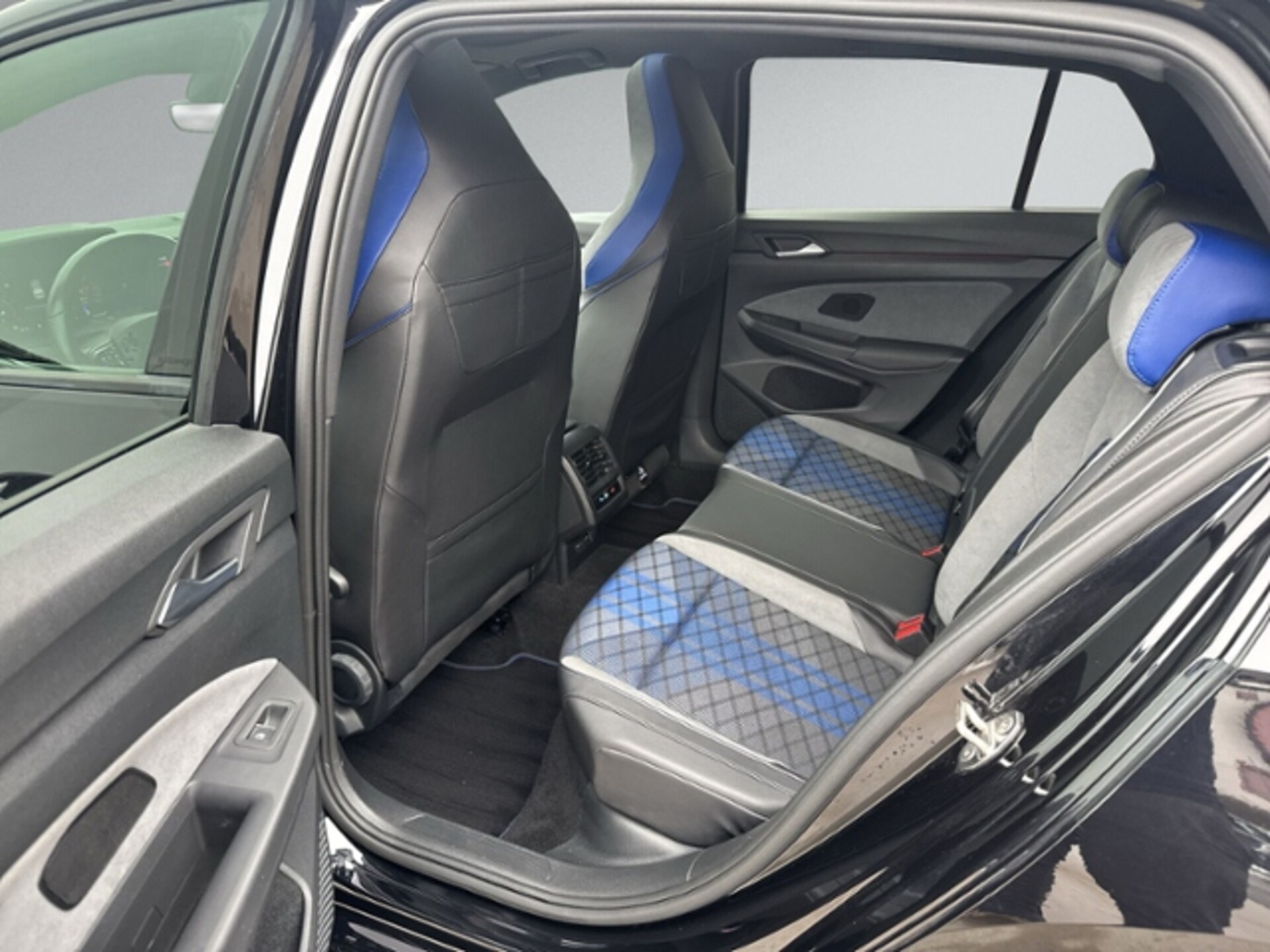Volkswagen Golf R