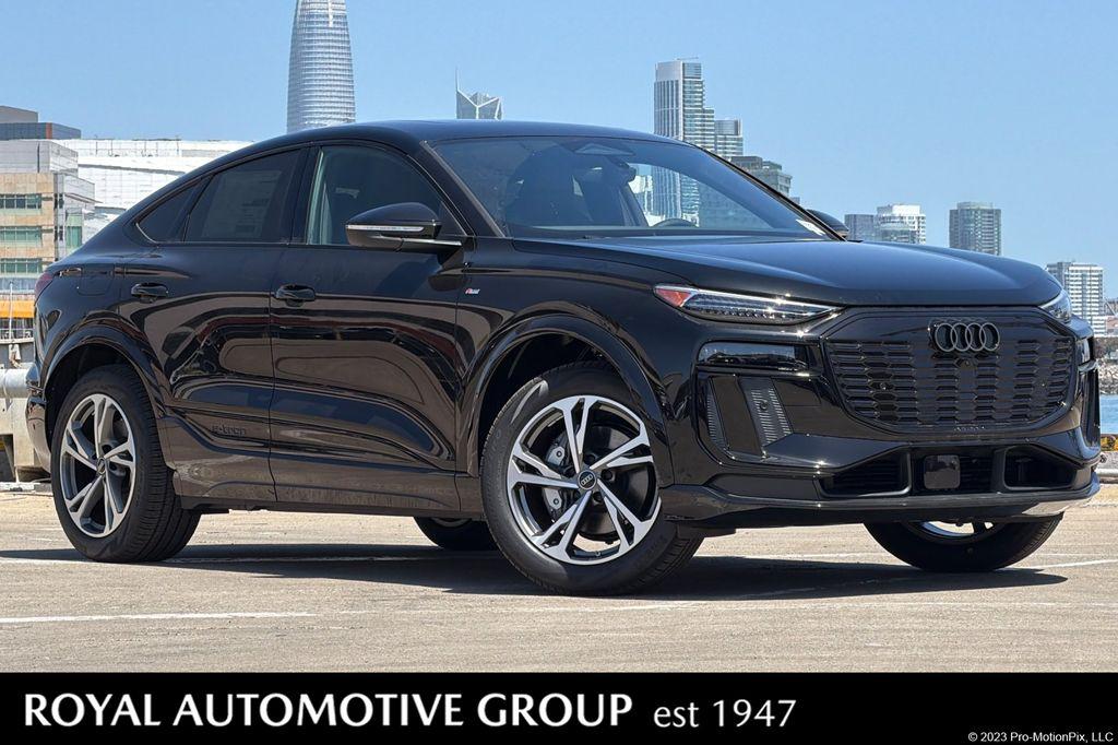 2027 Audi Q6 Sportback e-tron Premium Plus quattro's photo