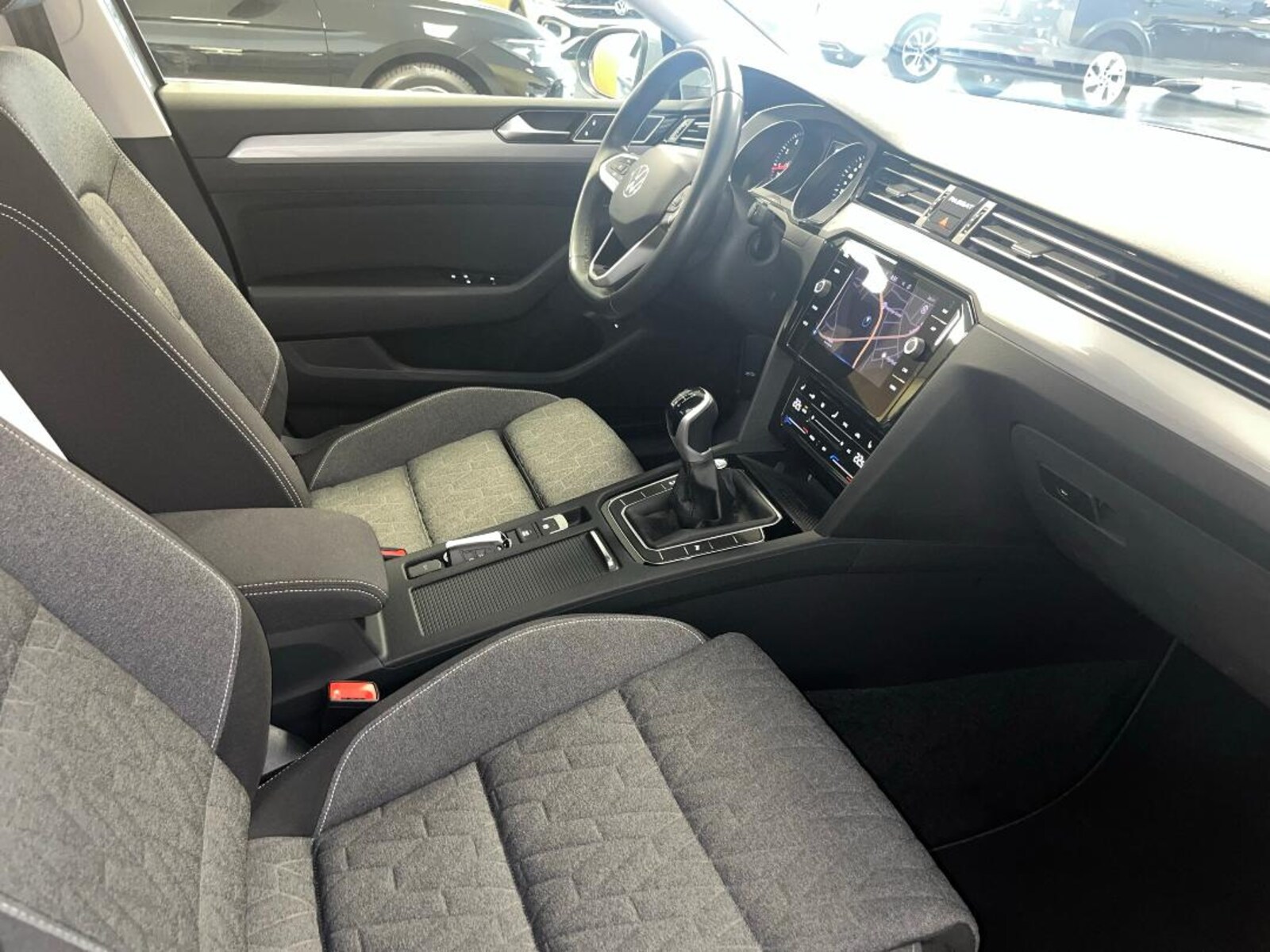 Volkswagen Passat Variant – Bild 9