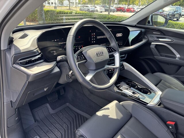 2025 Audi Q5 Premium Plus - Photo 17