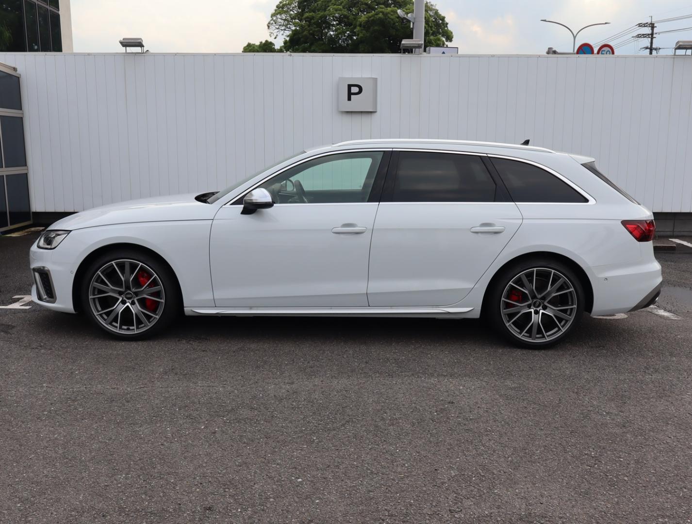 Audi S4 Avant